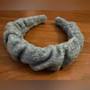 Lele Sadoughi | Accessories | Lele Sadoughi Kelly Ruched  display picture 1